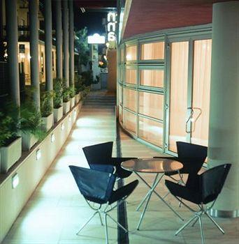 Rosanna Hotel