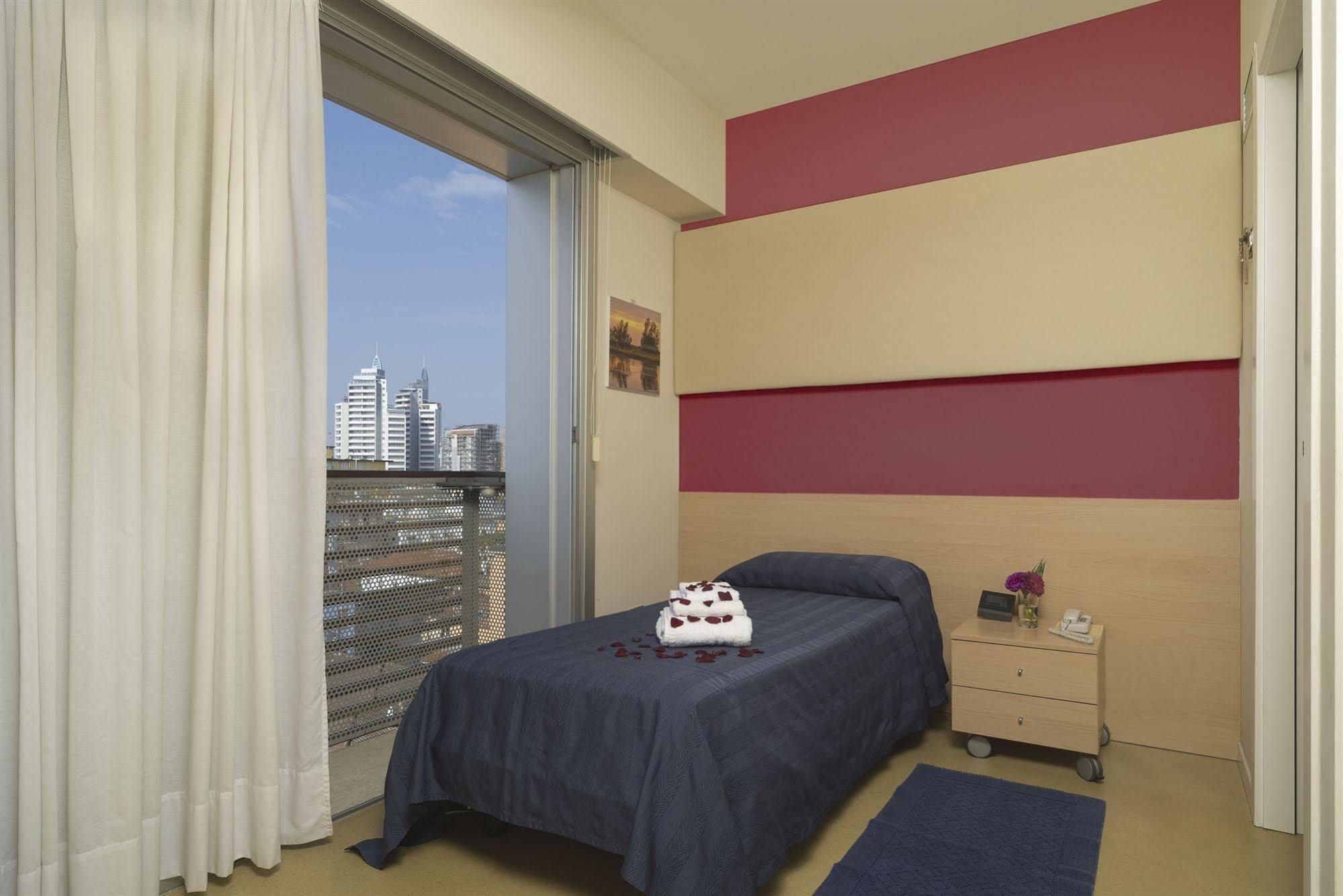 Hotel Rosanna 3*